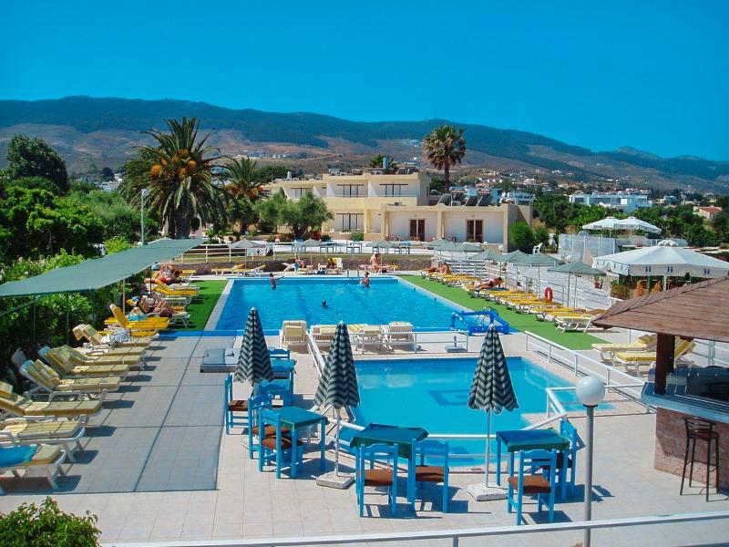 Niriides Beach Hotel Psalidi  Exterior foto